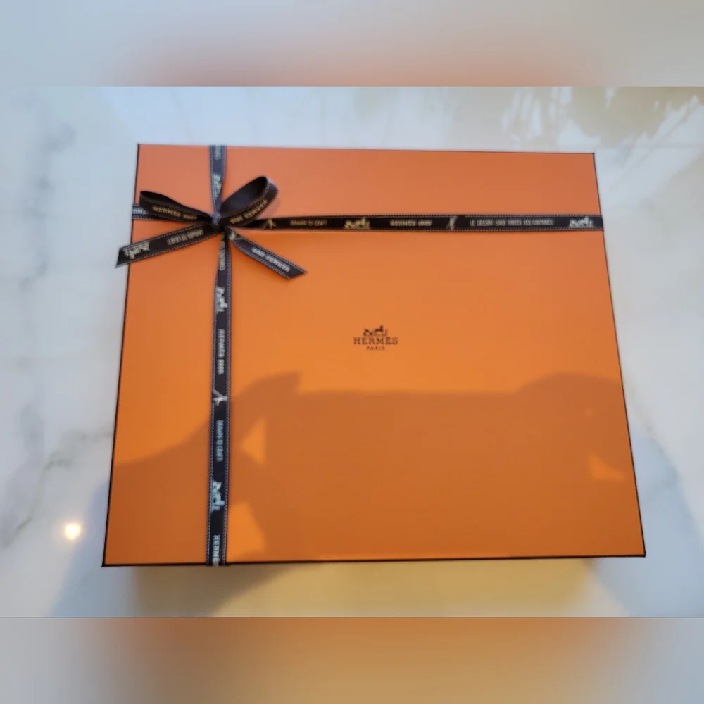 Authentic Hermès Orange Gift Box with Ribbon, Tissue & Card – 13